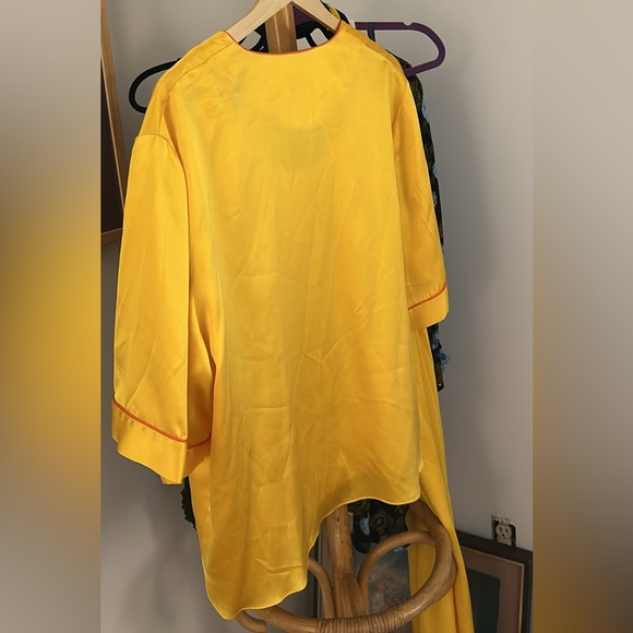 Holt renfrew silk blouse/tank top - Picture 2 of 6